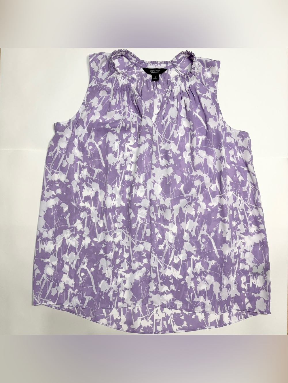 Simply Vera Vera Wang Lavender & White Floral Sleeveless Camisole